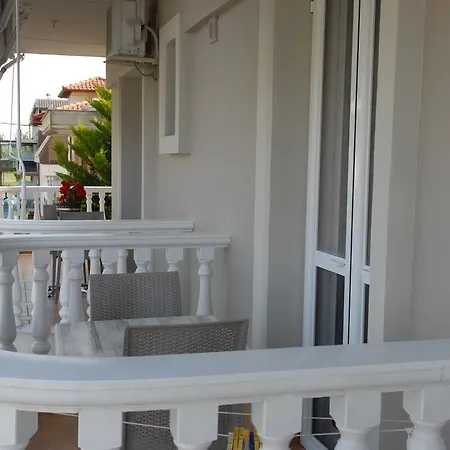 John & Eve Hotel Paralía