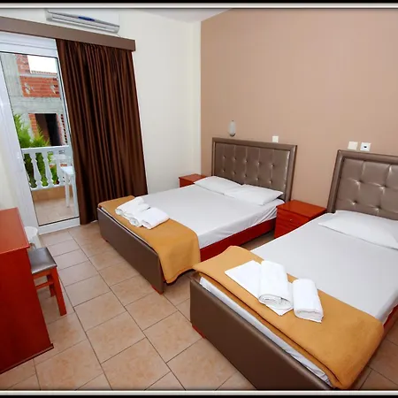 John & Eve Hotel Paralía