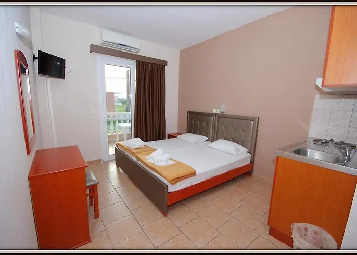 호텔 John & Eve Paralía